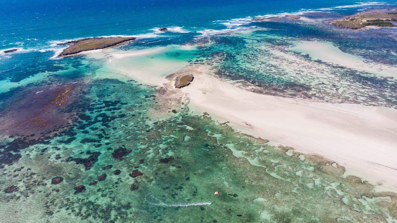Отель Kiteparadise-Madagascar Antsiranana Экстерьер фото
